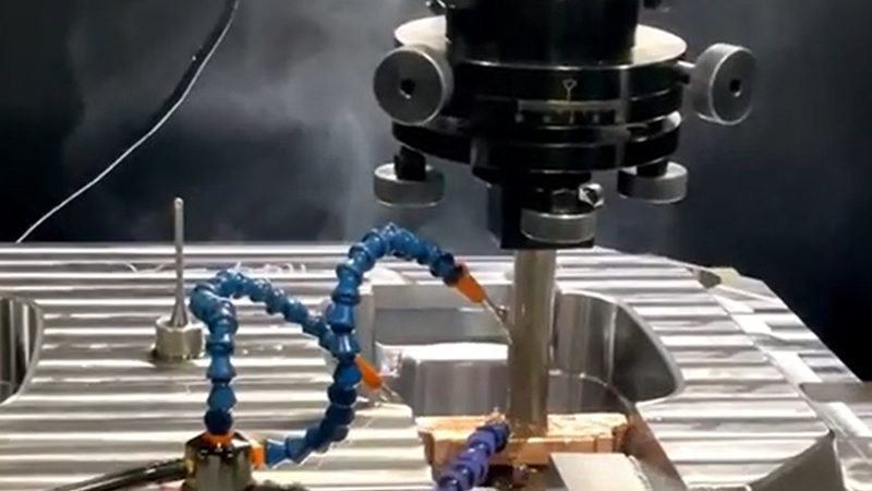 注塑模具生产周期影响因素及优化策略